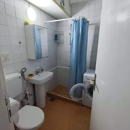 Apartment Kennedy Comfort Apartment, Near Old Bazaar & Universities