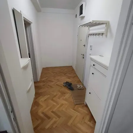 Apartment Kennedy Comfort Apartment, Near Old Bazaar & Universities *