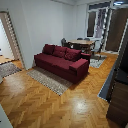 Kennedy Comfort Apartment, Near Old Bazaar & Universities Apartment